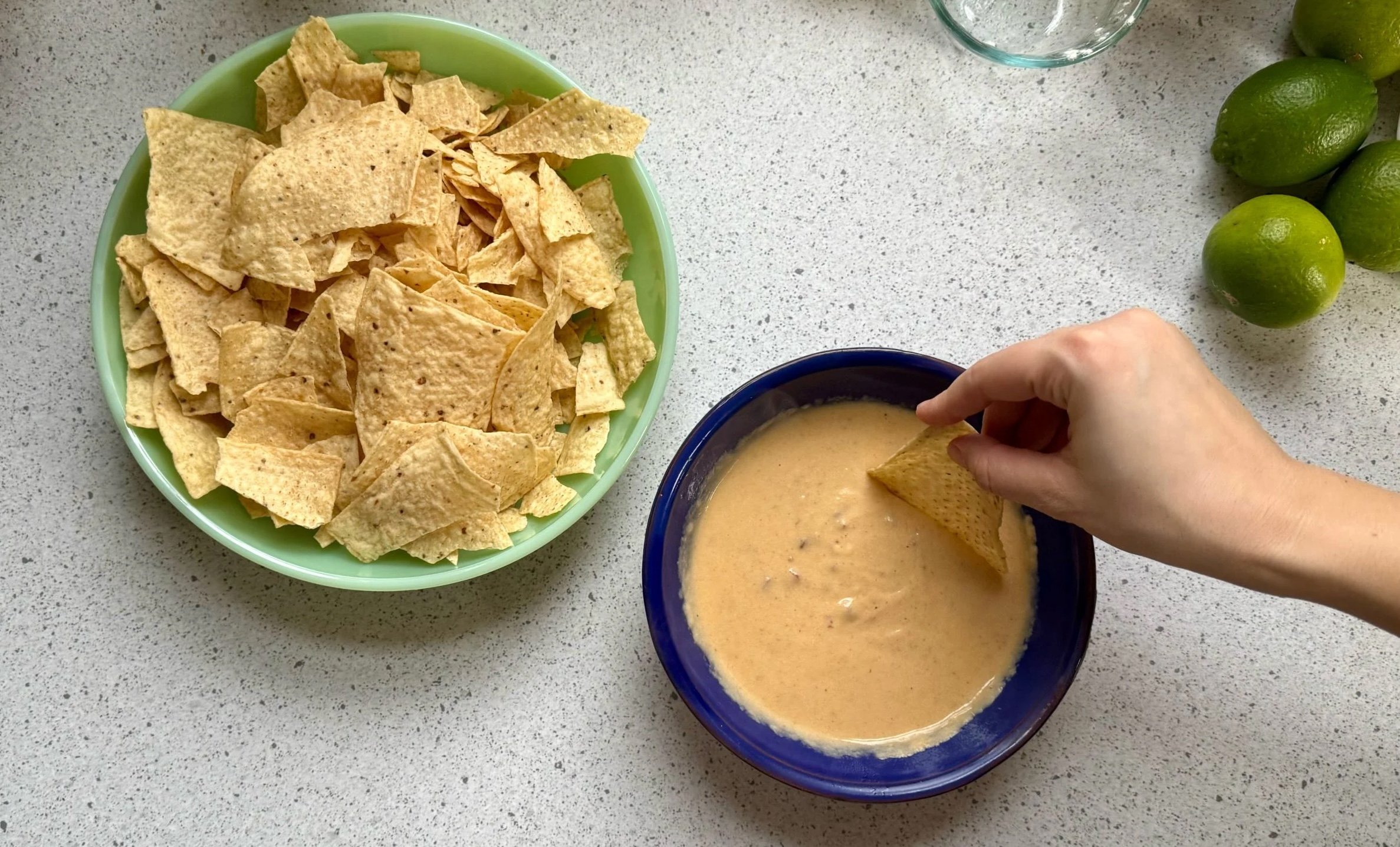 Easy Spicy Queso Recipe